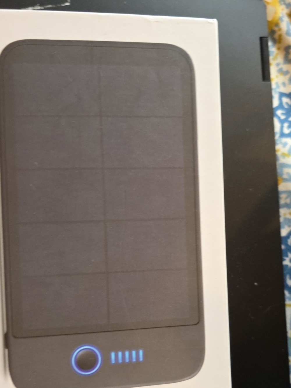 SOLGAARD Solarbank S3 Portable Solar Powerbank - White with Teal Logo